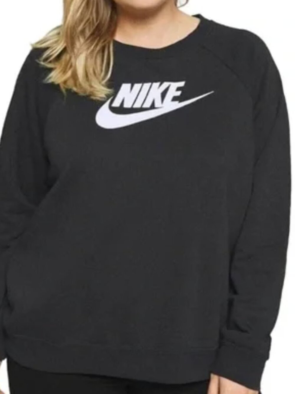 Nike Women’s Essential Swoosh Logo Fleece Sweatshirt Plus Size Black White 2X